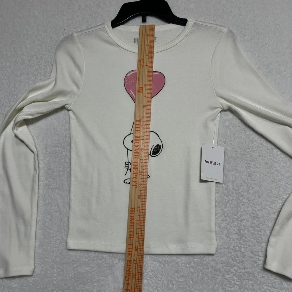 Peanuts Forever 21 Juniors White Ribbed Long Sleeve Snoopy Tee Small NWT - Picture 4 of 6